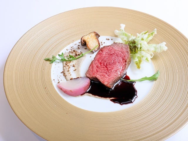 これぞ大人の地下空間！ 表参道に誕生した魅惑のフレンチ＆ワインバー『L´Evol（レヴォル）』