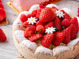 いちご好き必見！ 都内ホテルで堪能できる至極の「いちごスイーツビュッフェ」まとめ【2017】