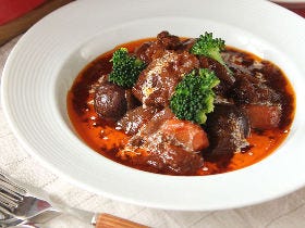 【驚きの時短ワザ】4つのテクニックを実践するだけで、いつもの「ビーフシチュー」がプロ並みのおいしさに