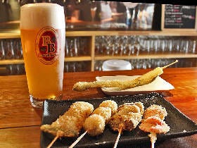 揚げたてジュワー！な串揚げとクラフトビールが楽しめる『ベアード・タップルーム高田馬場』がオープン