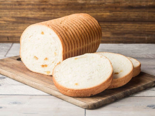 売り切れ必至の名物パン「ハニーコロン」は絶対食べたい！ 大阪・豊中の『ローフベーカリー』が人気爆発中