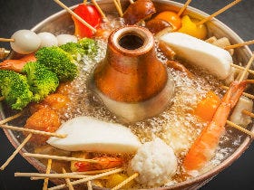 今年の鍋は、女子ウケ抜群の「串しゃぶ」「明太もつ鍋」に注目