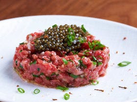 タルタルからグリルまでフランス最高の牛肉を味わう