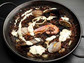 このパエリアだけは絶対食べたい！ 美食の街スペイン・バスク仕込みのパエリアが大評判の吉祥寺『ＰＥＰ』