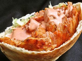 ケバブの頂点がついに決定…！ 「ケバブグランプリ最終決戦」が新宿で開催